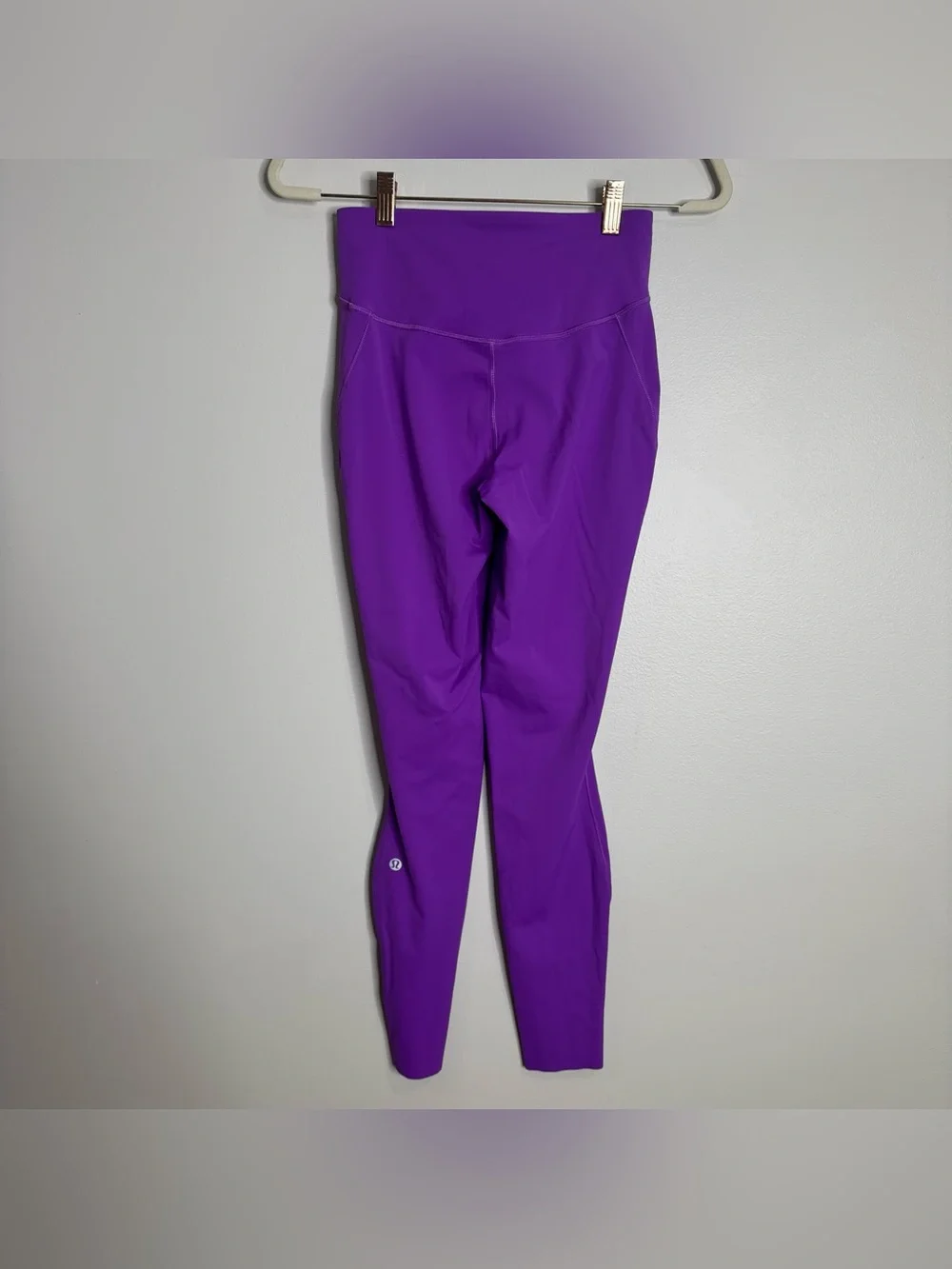 Lululemon Women's 6 Base Pace High Rise Tight Leggings Moonlight Magenta Purple